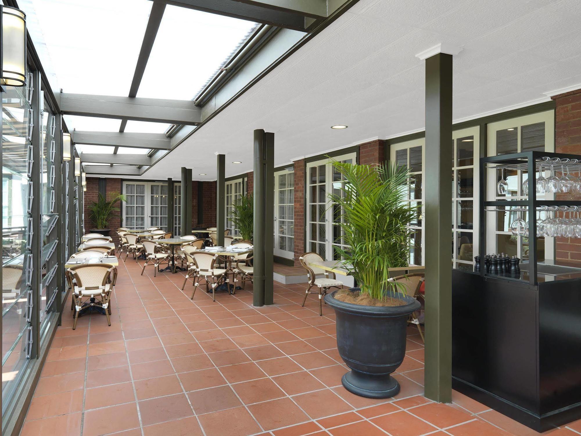 Hotel Kurrajong Camberra Exterior foto